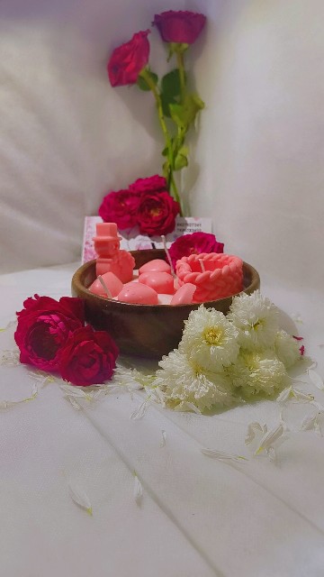 Melting hearts snowman bowl